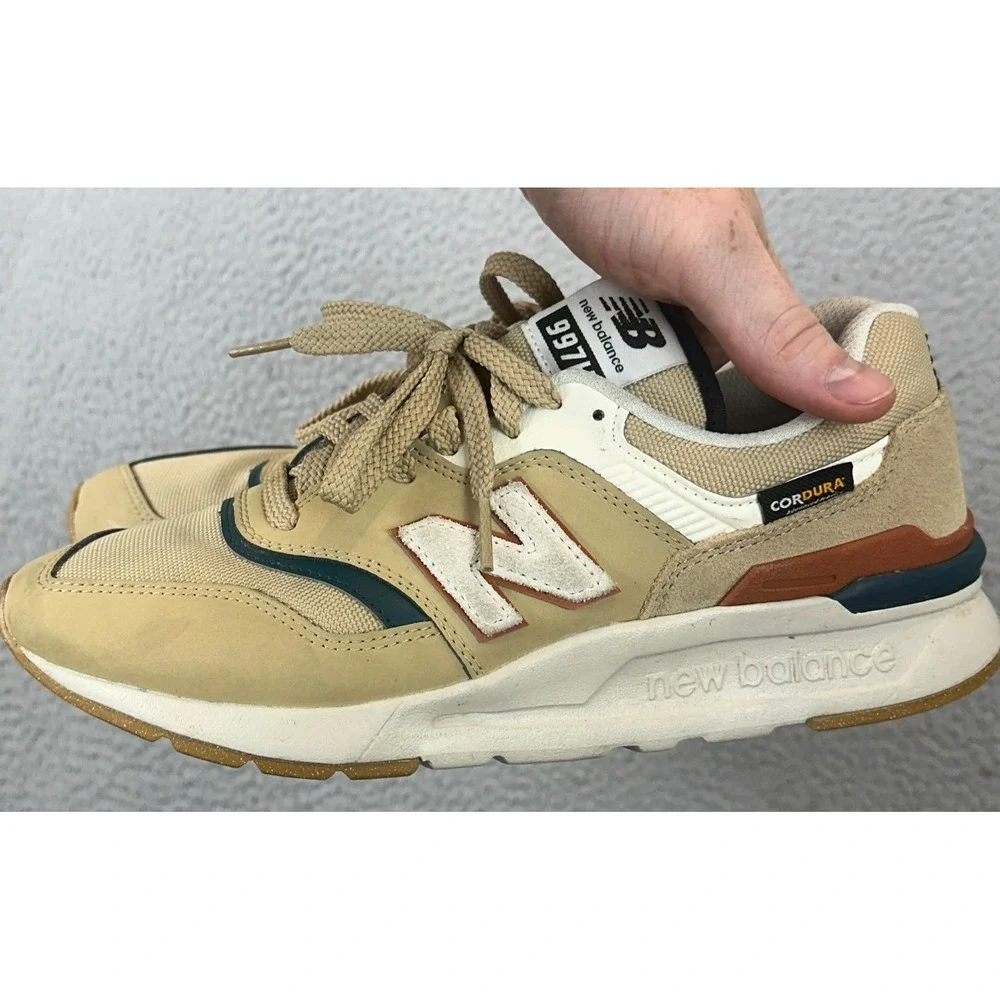 New Balance Shoes Mens 8 997H Tan Beige Cordura Sneaker Lace Up Low Top CM997HLS